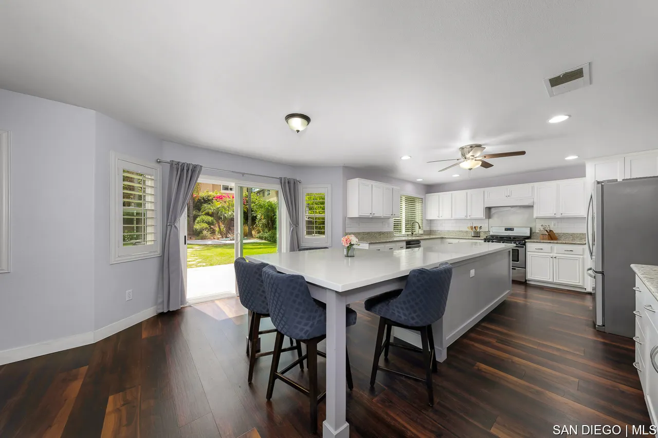 2648 Noble Canyon Rd