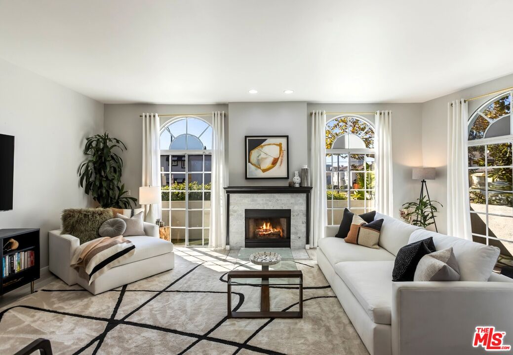 5848 W Olympic Blvd Unit: 102