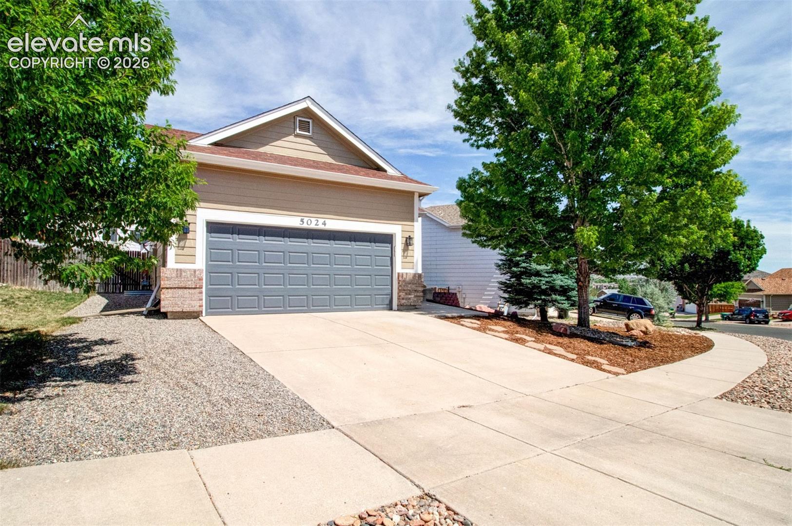 5024 PRAIRIE GRASS Lane