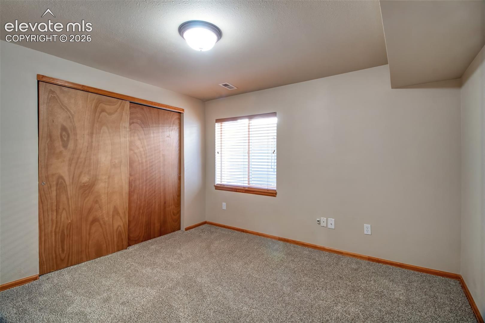 5024 PRAIRIE GRASS Lane