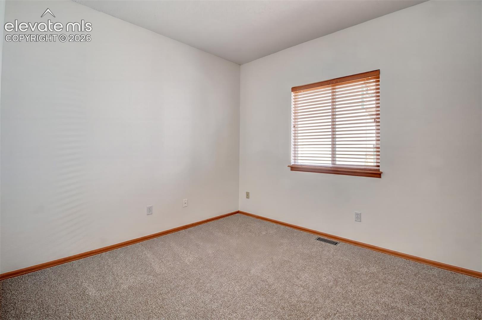 5024 PRAIRIE GRASS Lane