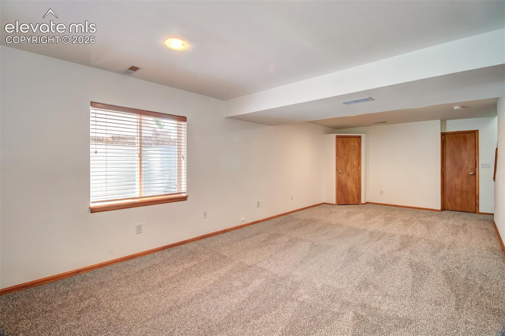 5024 PRAIRIE GRASS Lane
