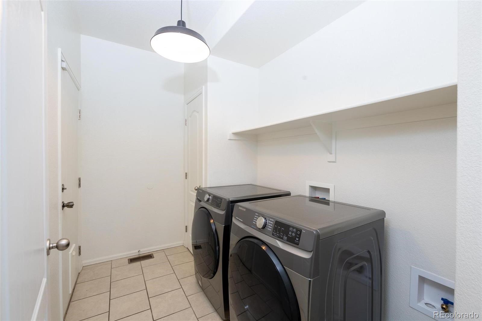 10006 Everglades Drive