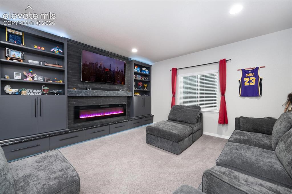 6790 Phantom Way