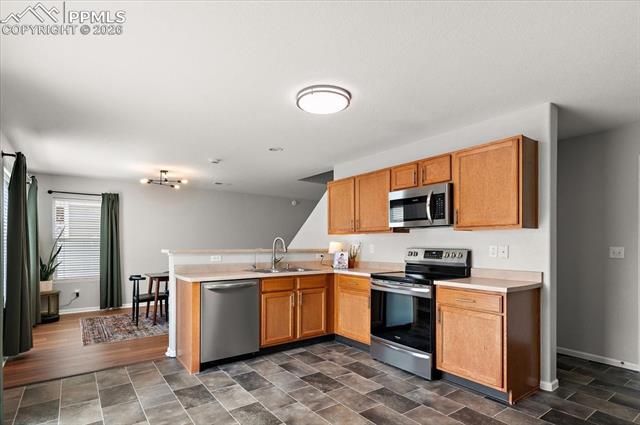 9545 Castle Oaks Drive