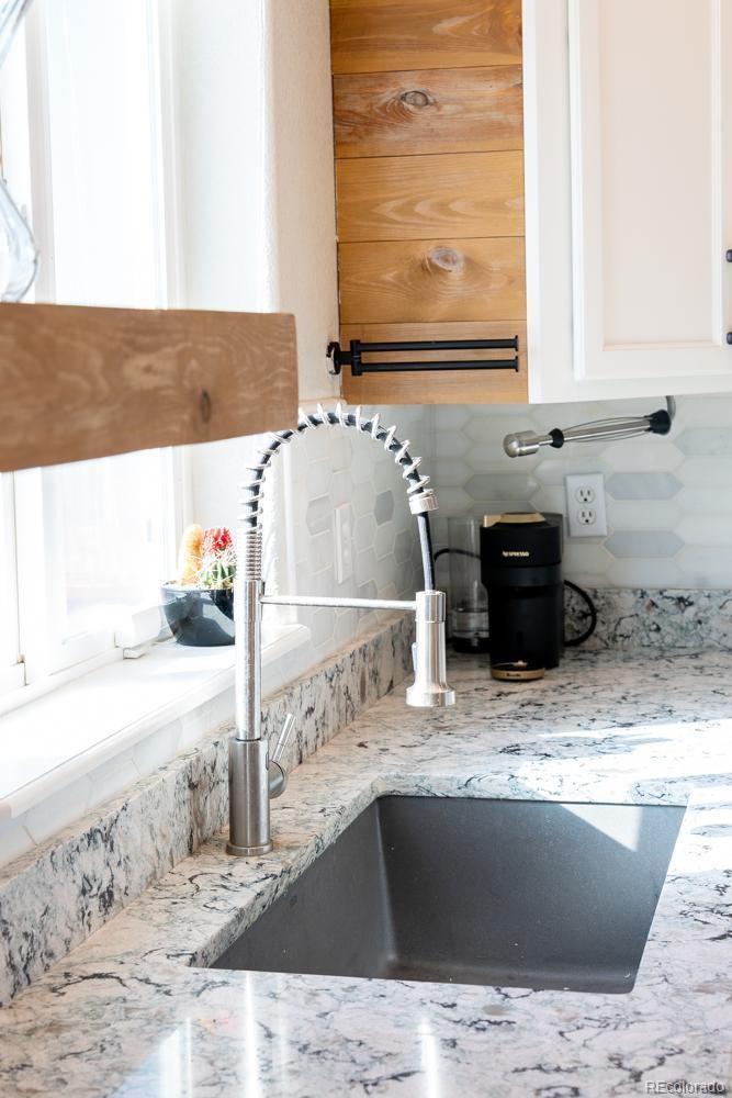 10572 Deer Meadow Circle