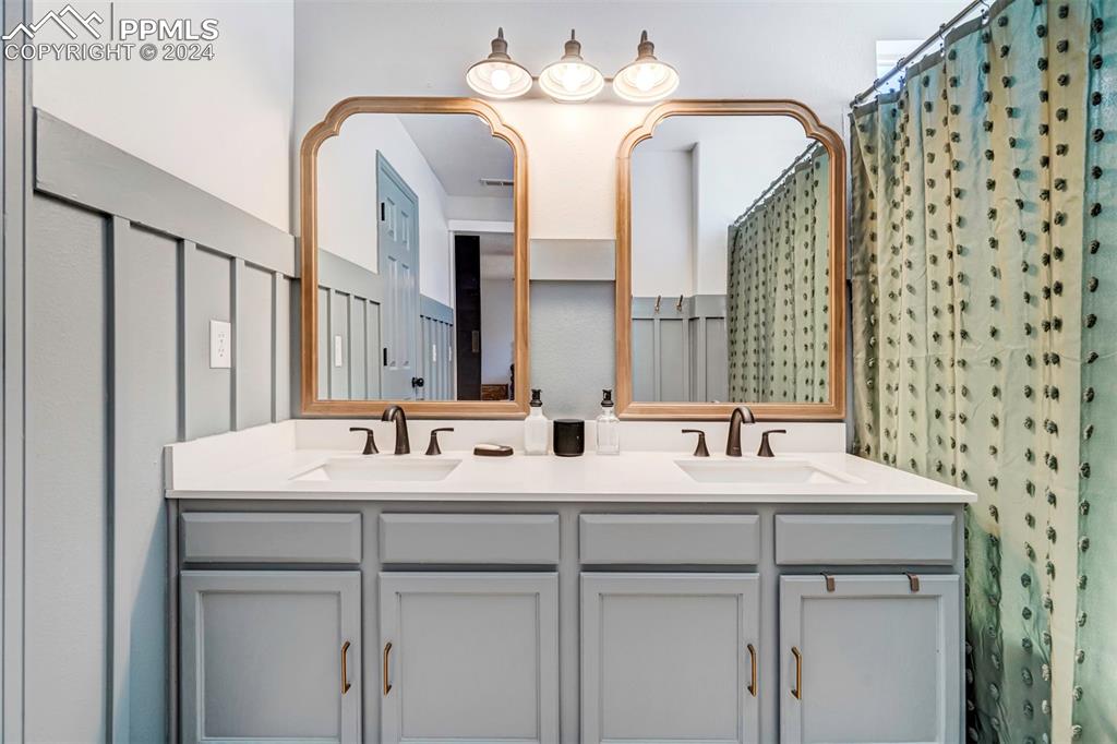 9440 Pony Gulch Way