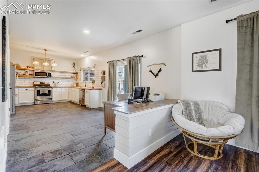 9440 Pony Gulch Way