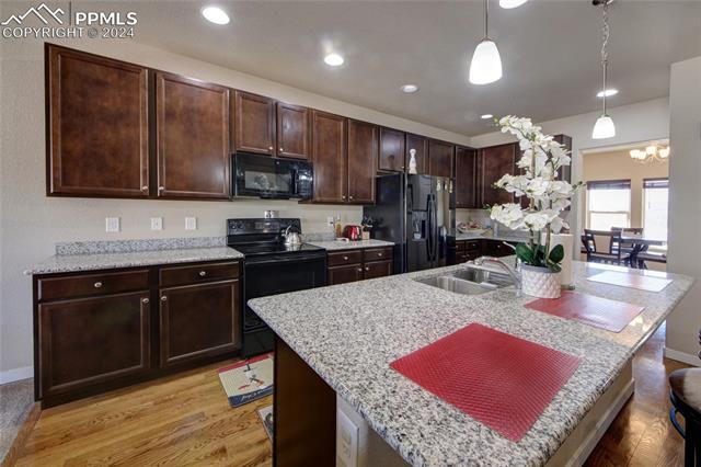 1699 Derbyshire Street