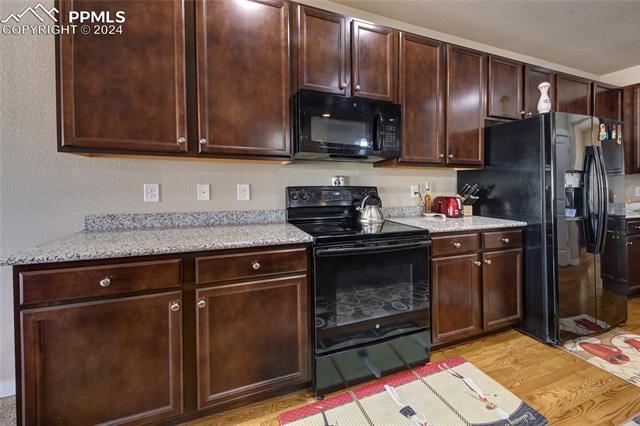 1699 Derbyshire Street