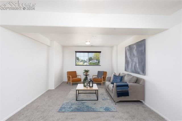 6220 Roundup Butte Street