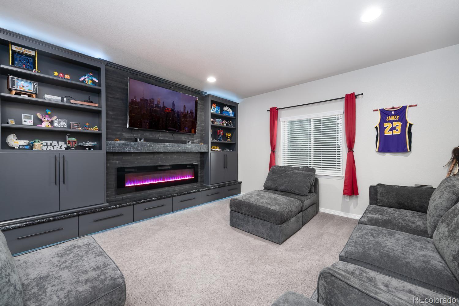 6790 Phantom Way