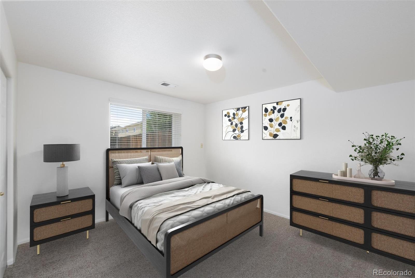 6220 Roundup Butte Street