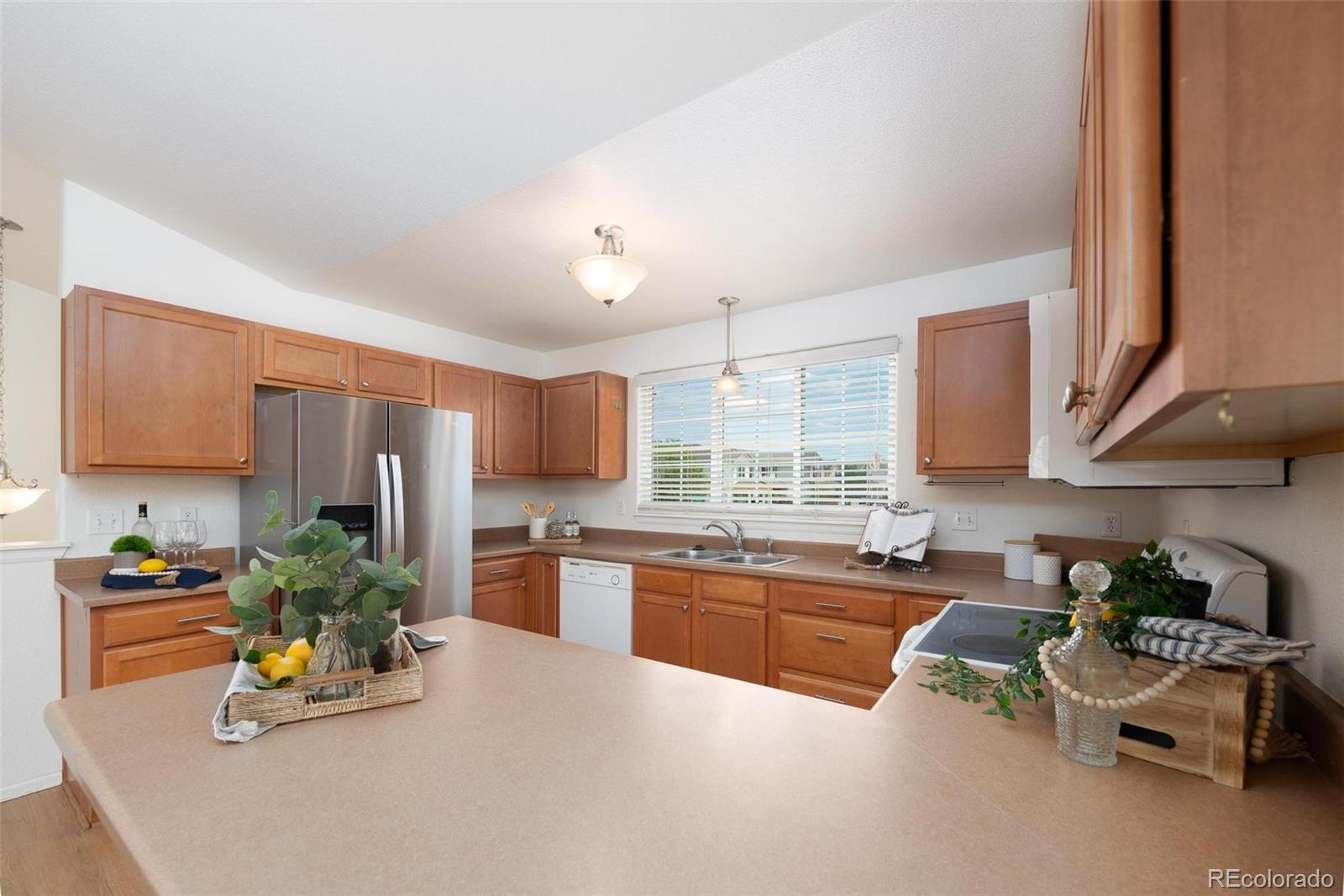 6220 Roundup Butte Street