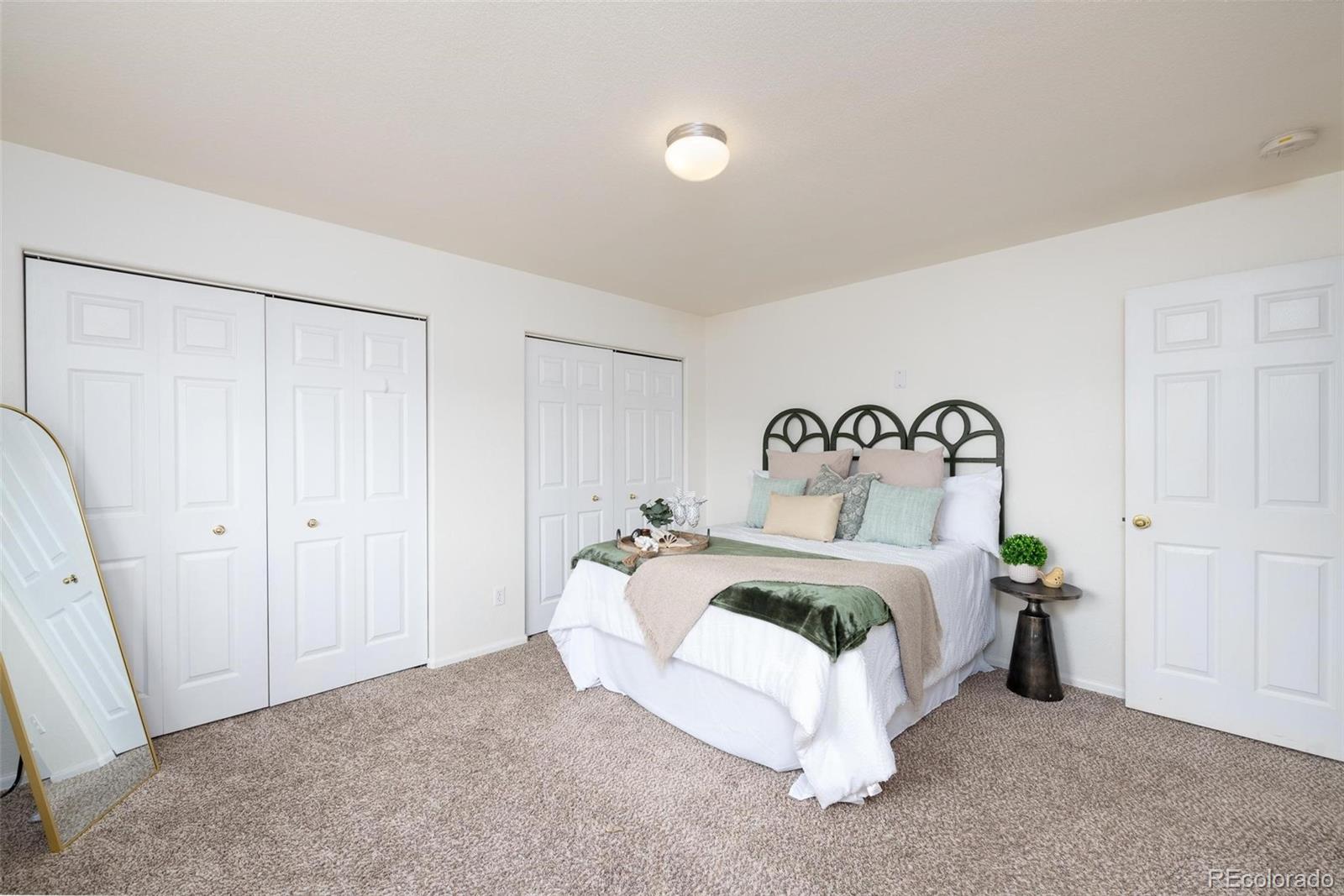 6220 Roundup Butte Street