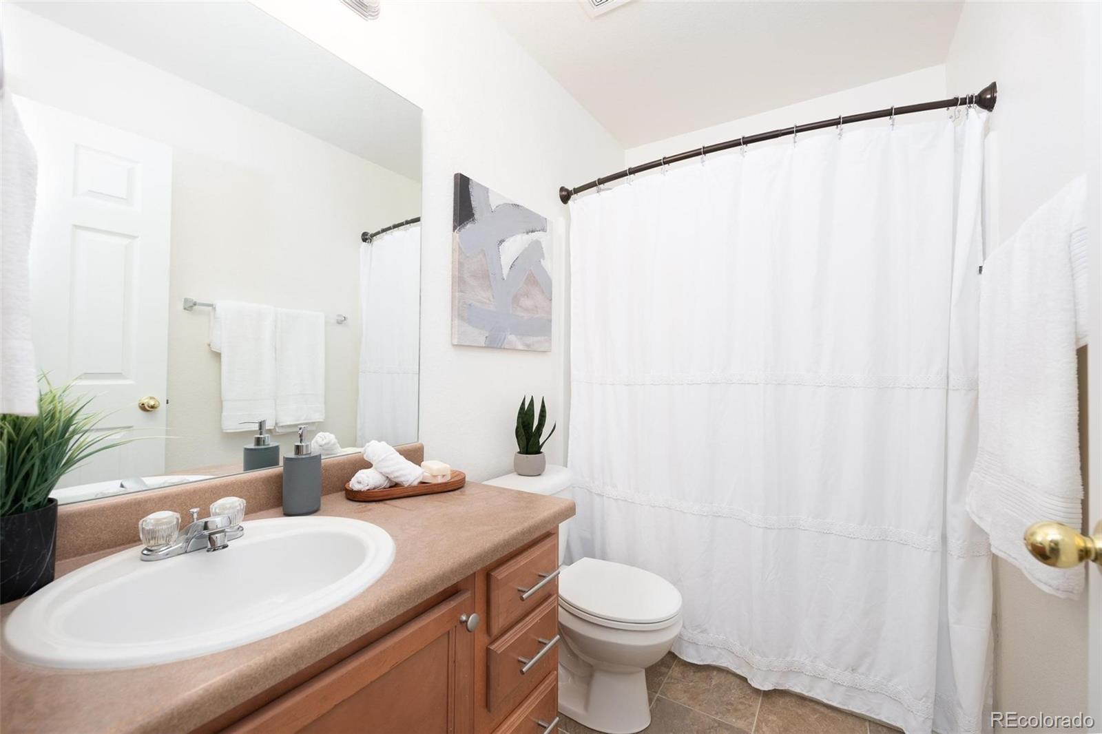 6220 Roundup Butte Street