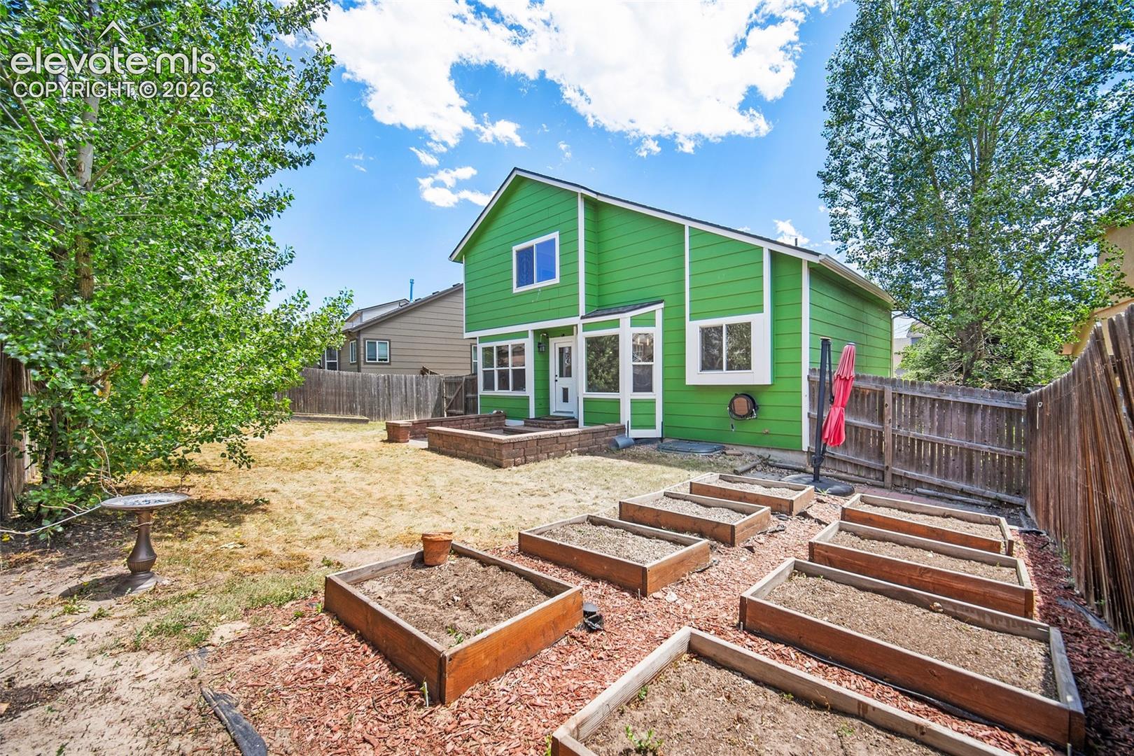 6069 Pioneer Mesa Drive