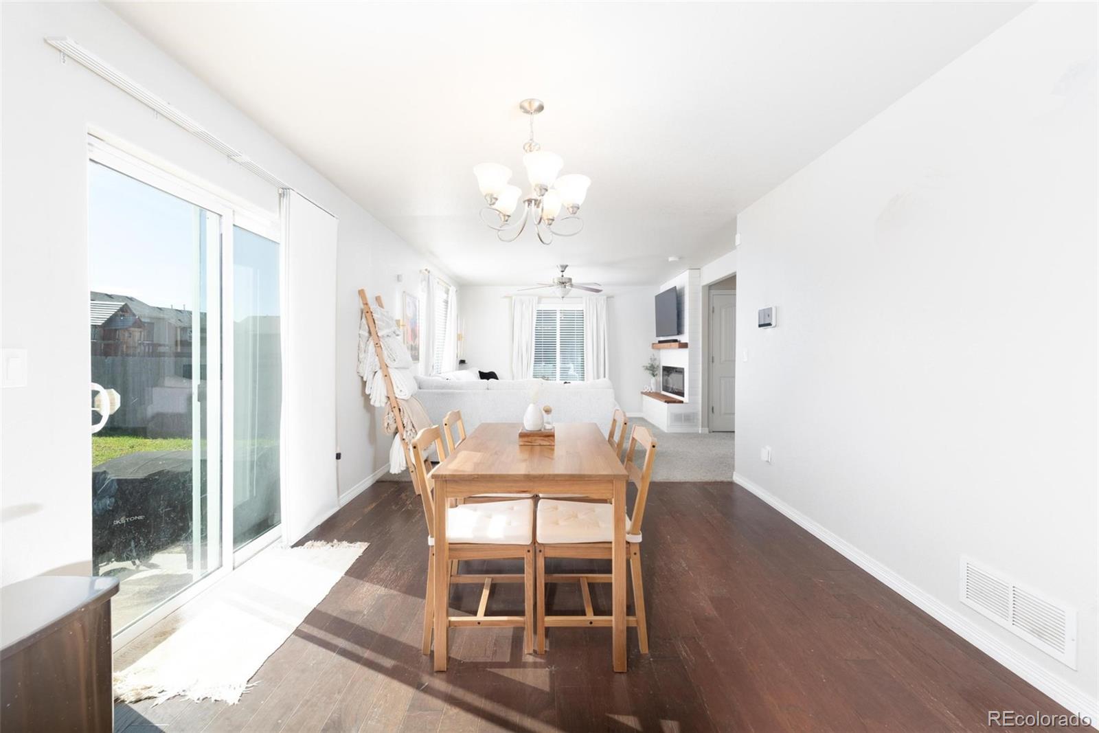 6115 Fiddle Way