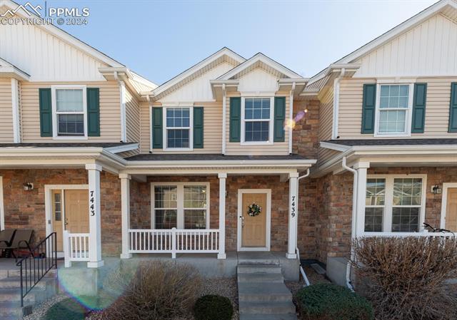 7439 Countryside Grove