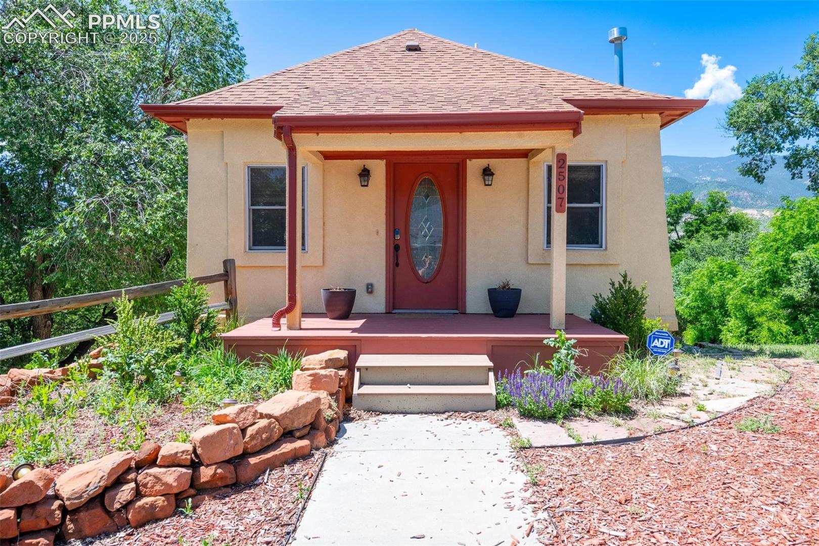 2507 W Kiowa Street