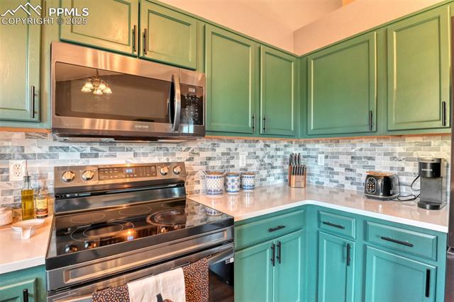 11155 Falling Star Road