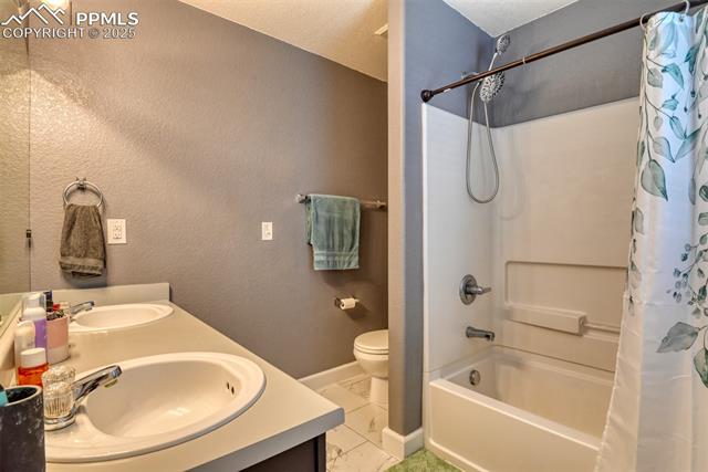 11155 Falling Star Road