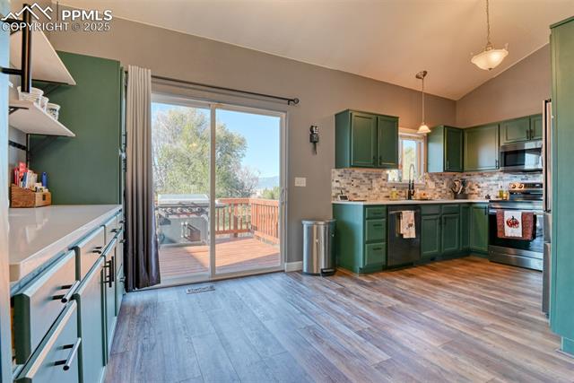 11155 Falling Star Road