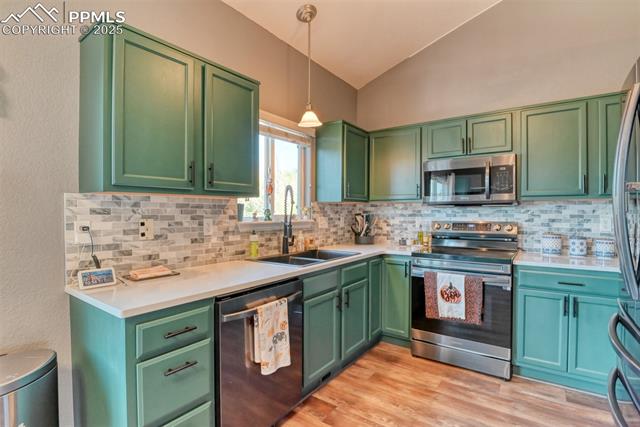 11155 Falling Star Road