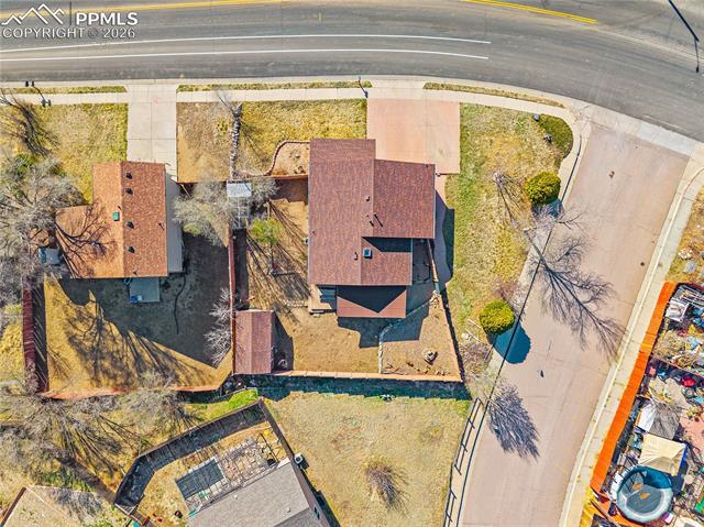 504 Fountain Mesa Road