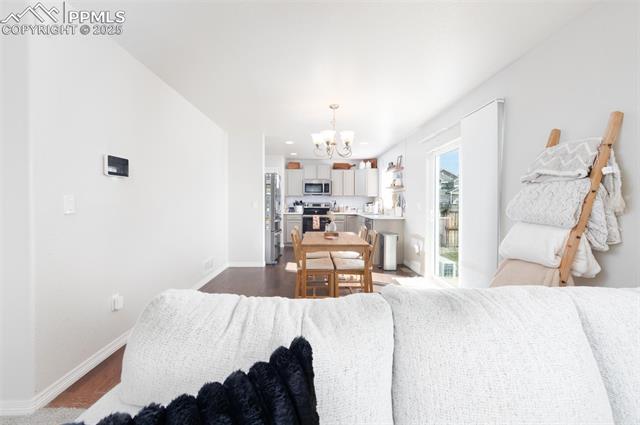 6115 Fiddle Way