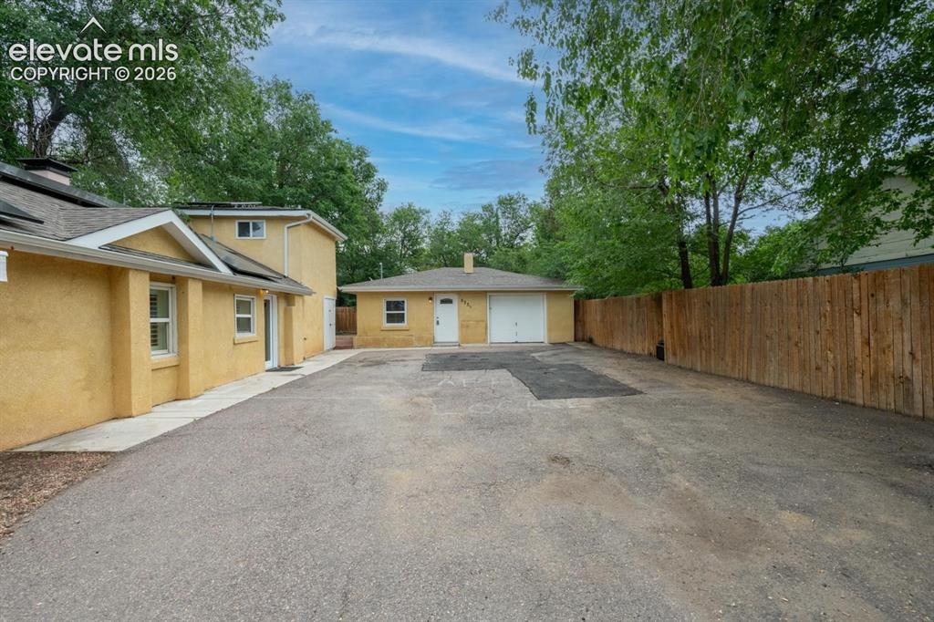 533 17th Street