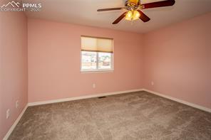 7160 Red Cardinal Loop