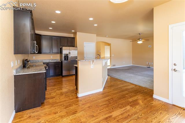 7160 Red Cardinal Loop
