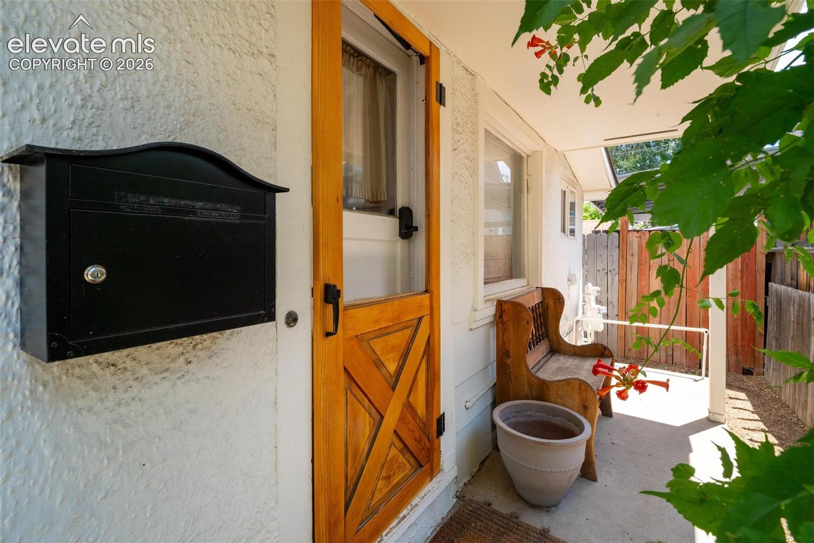 407 San Rafael Street