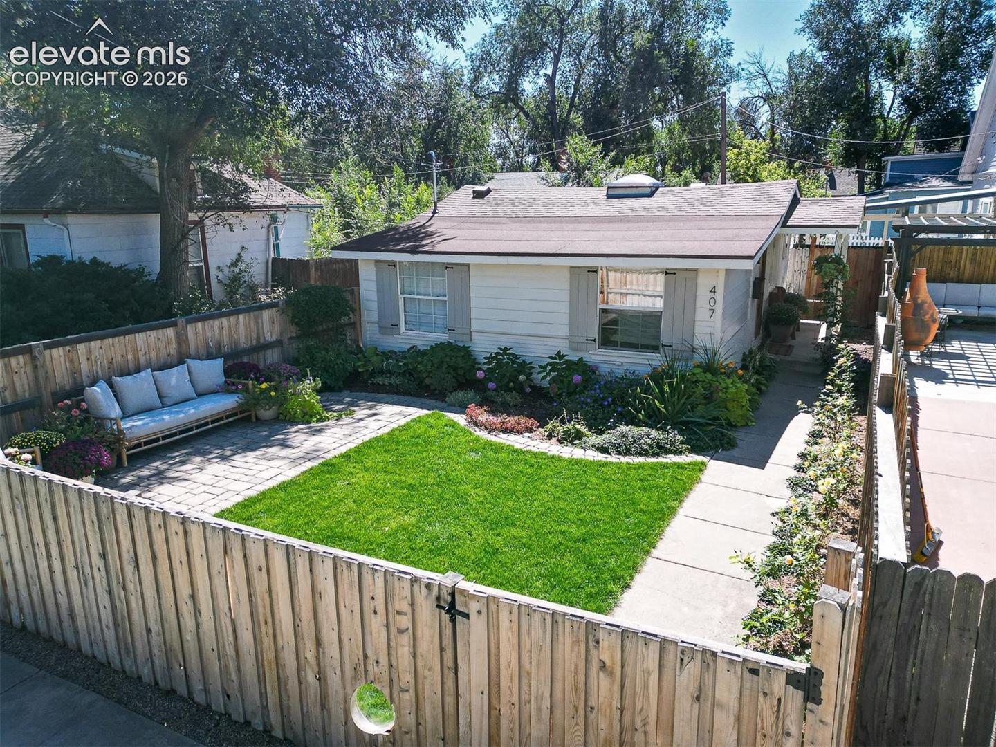 407 San Rafael Street