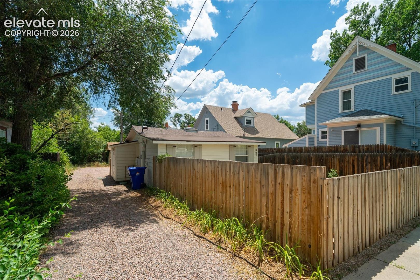 407 San Rafael Street