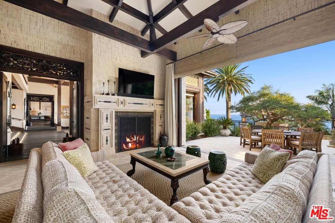 24834 Pacific Coast Hwy