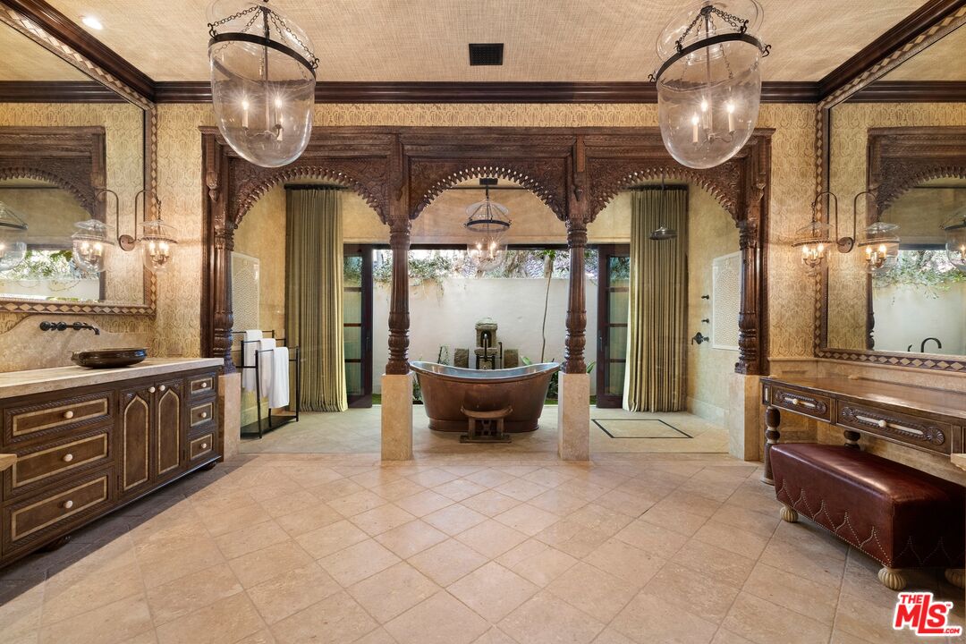 24834 Pacific Coast Hwy