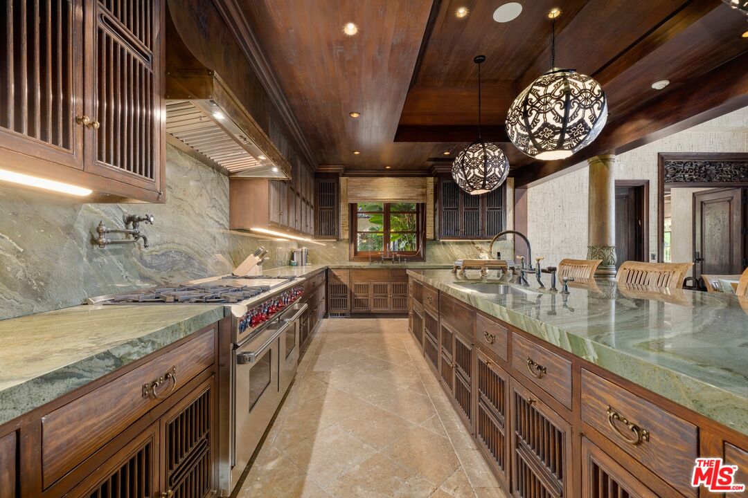 24834 Pacific Coast Hwy