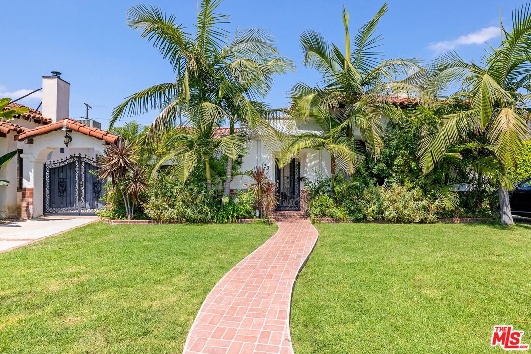 133 N Alta Vista Blvd