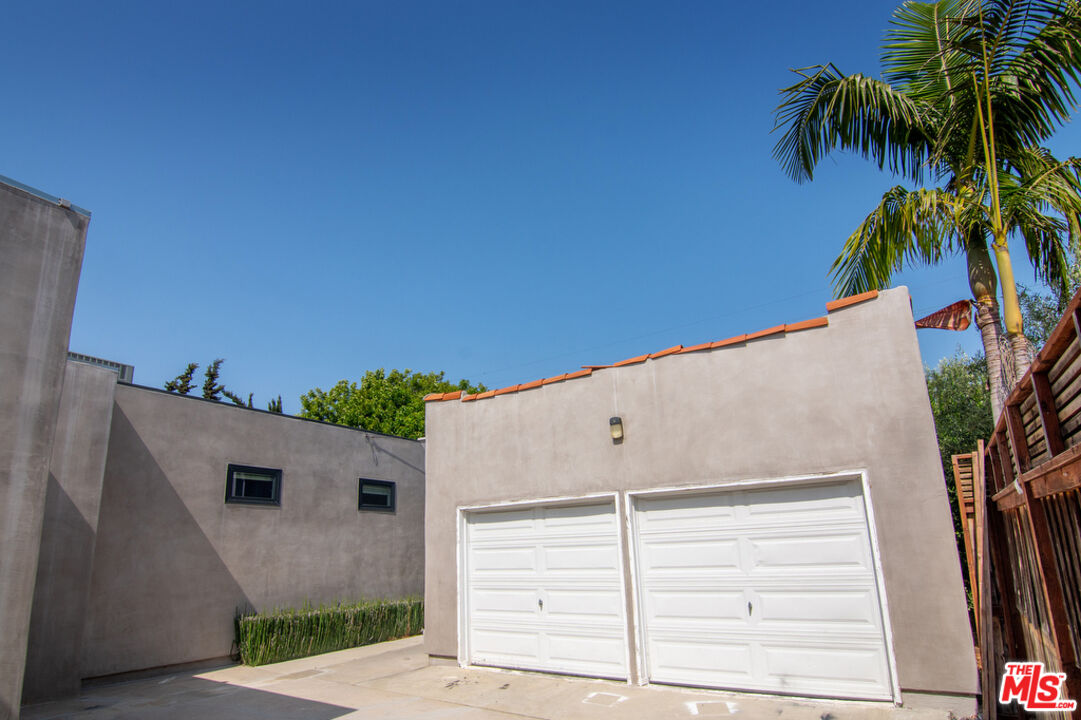 616 N Formosa Ave