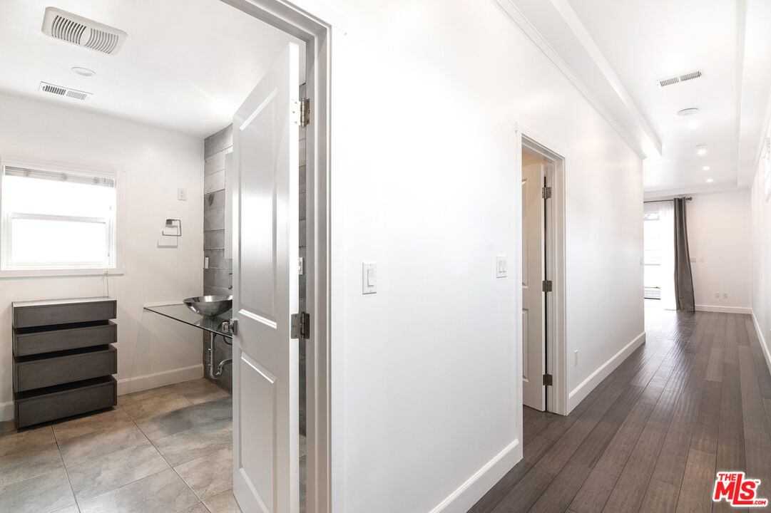 616 N Formosa Ave