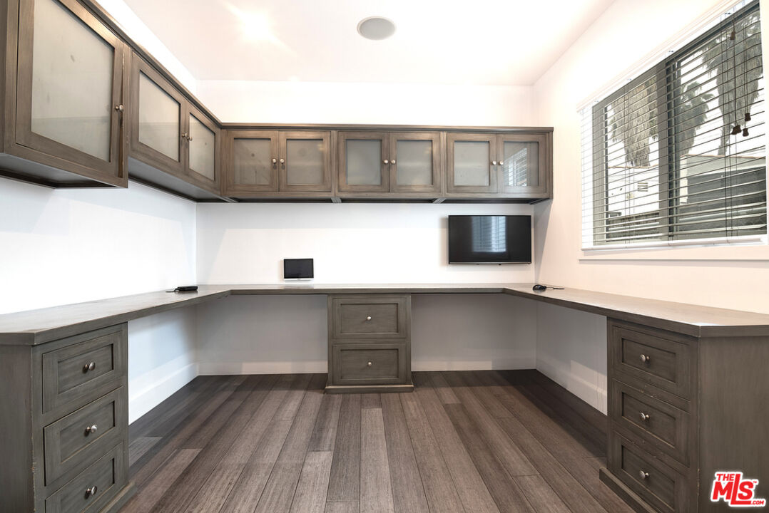 616 N Formosa Ave