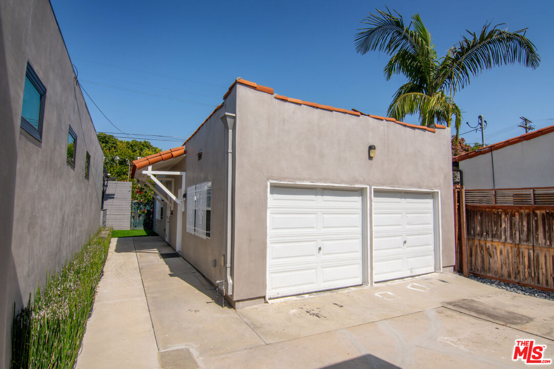 616 N Formosa Ave