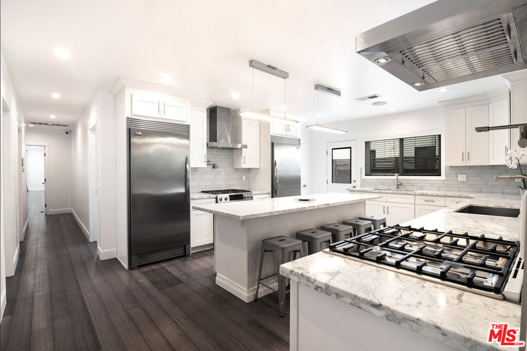 616 N Formosa Ave