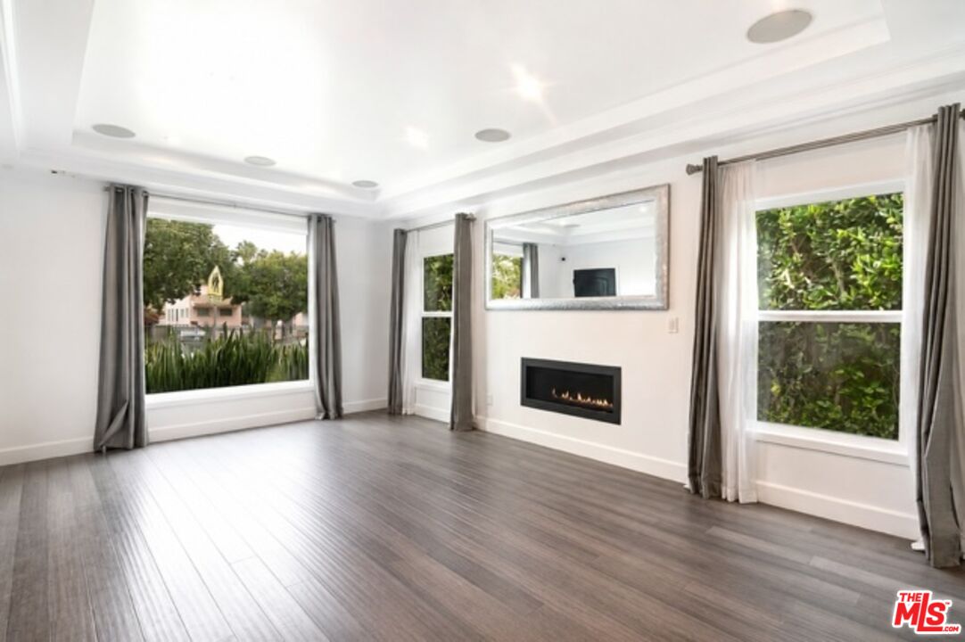 616 N Formosa Ave