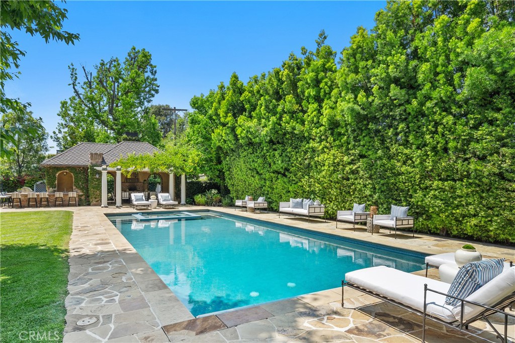 10343 Valley Spring