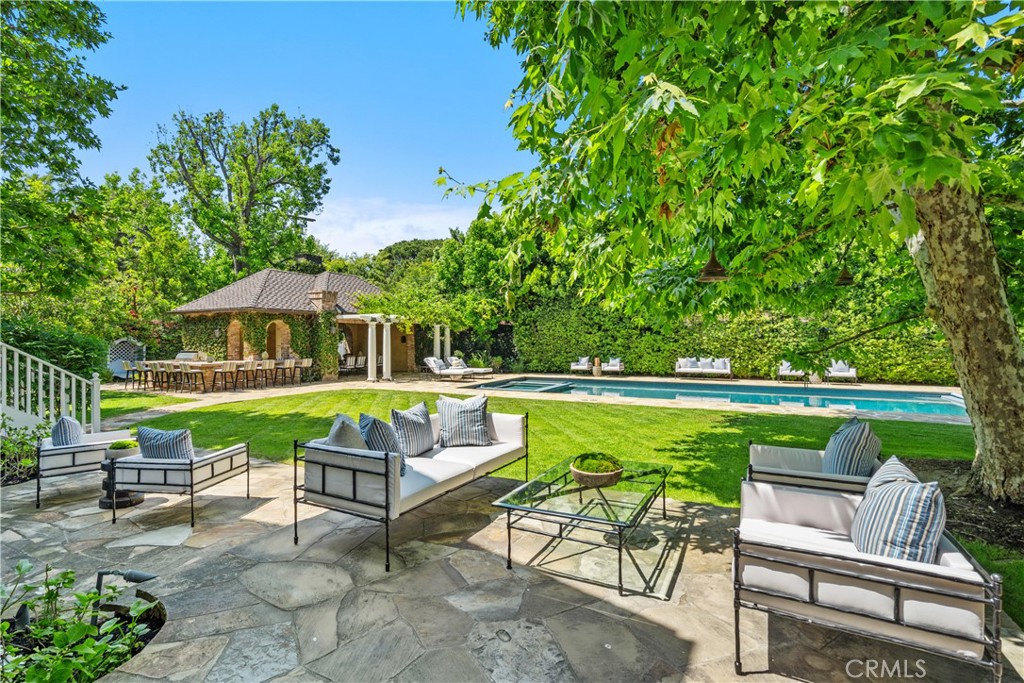 10343 Valley Spring