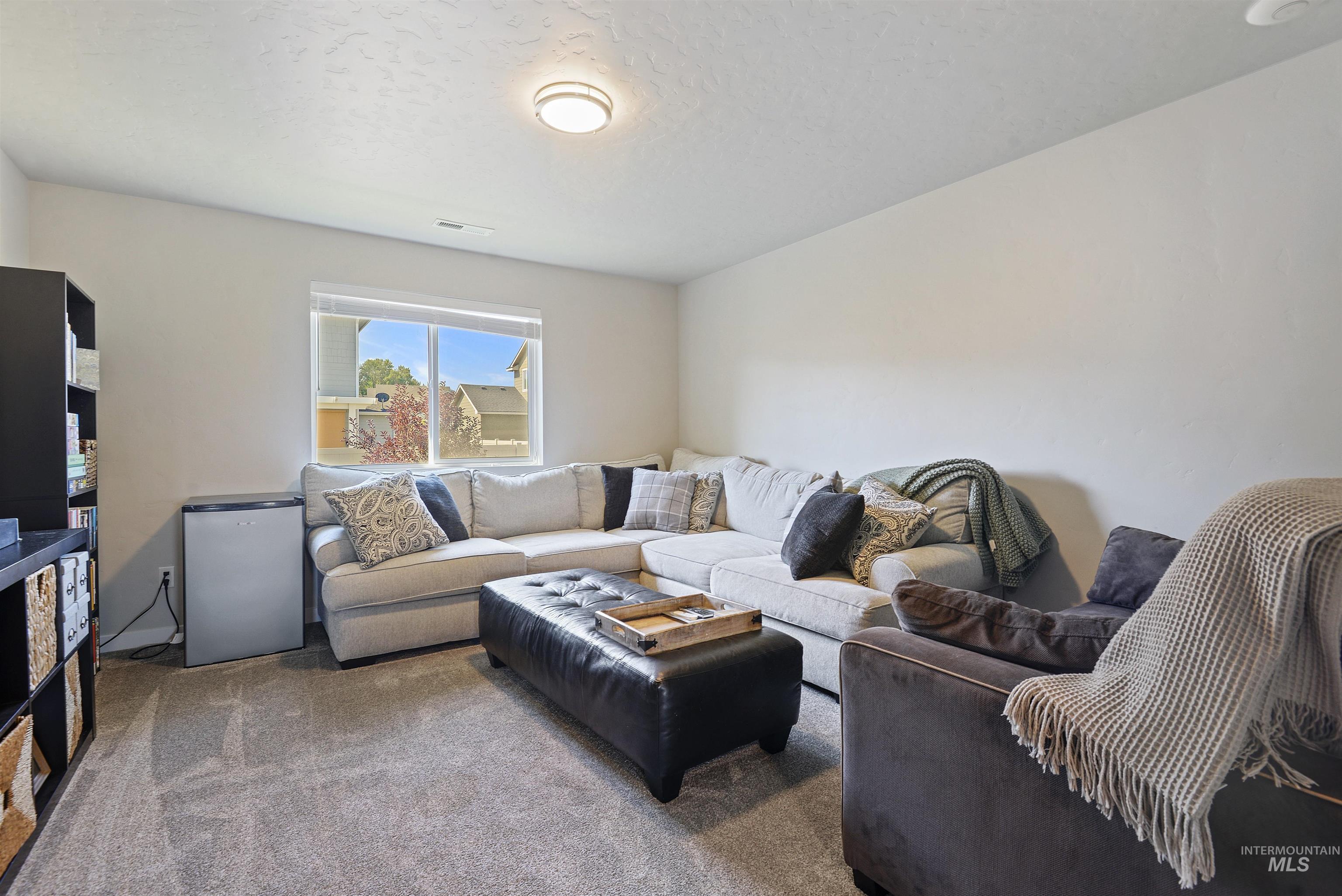 1993 W Wood Chip Dr.