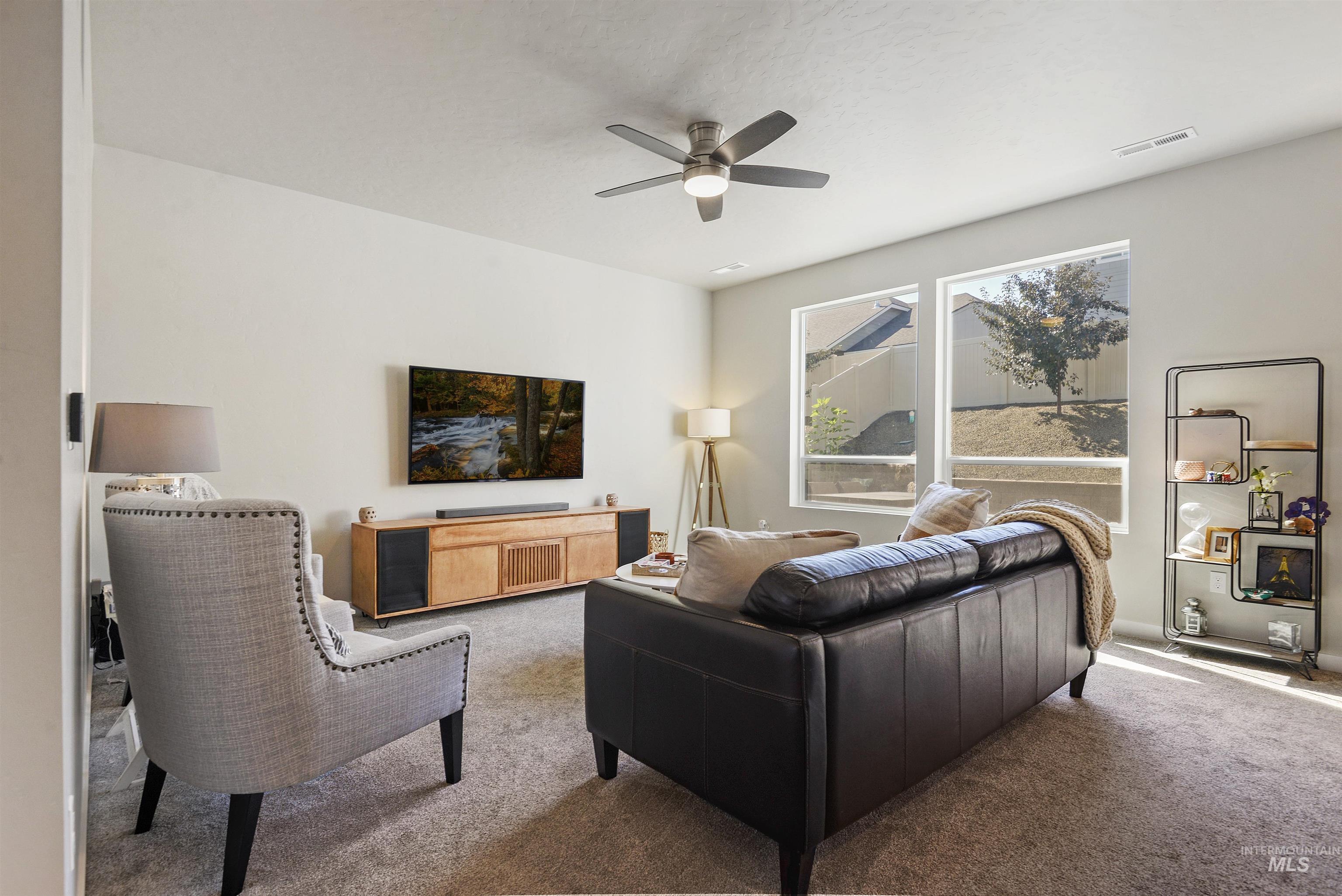 1993 W Wood Chip Dr.